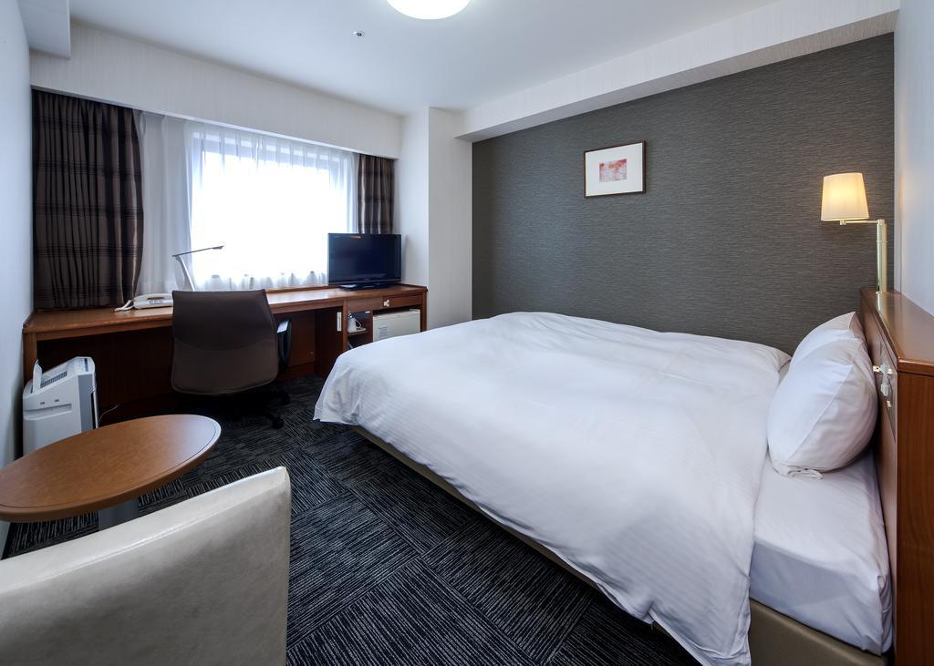 Daiwa Roynet Hotel Toyama Station Rum bild