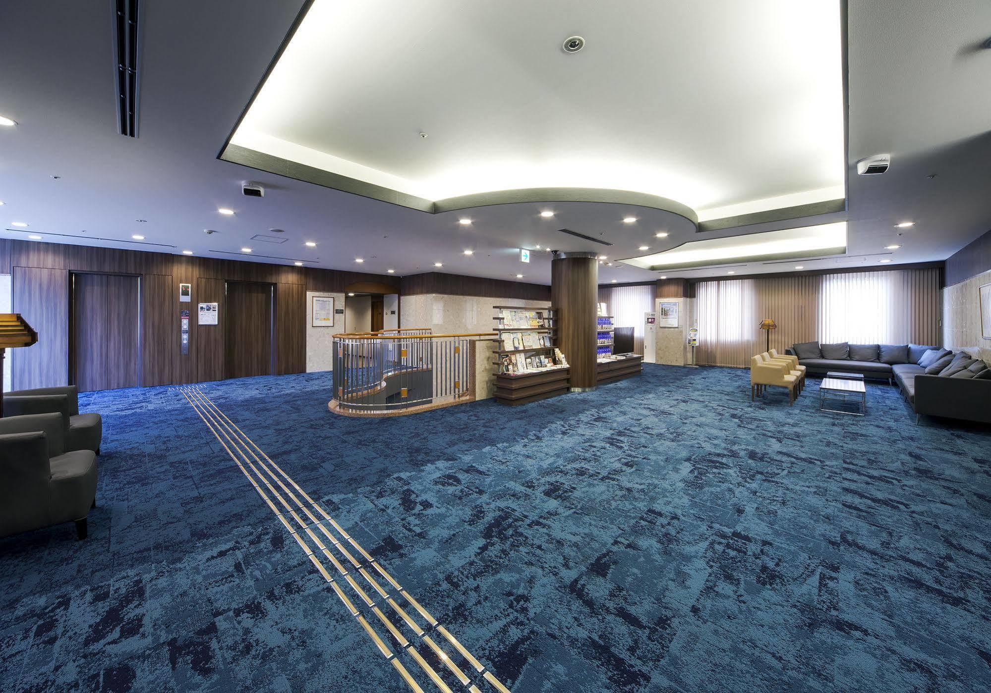 Daiwa Roynet Hotel Toyama Station Exteriör bild