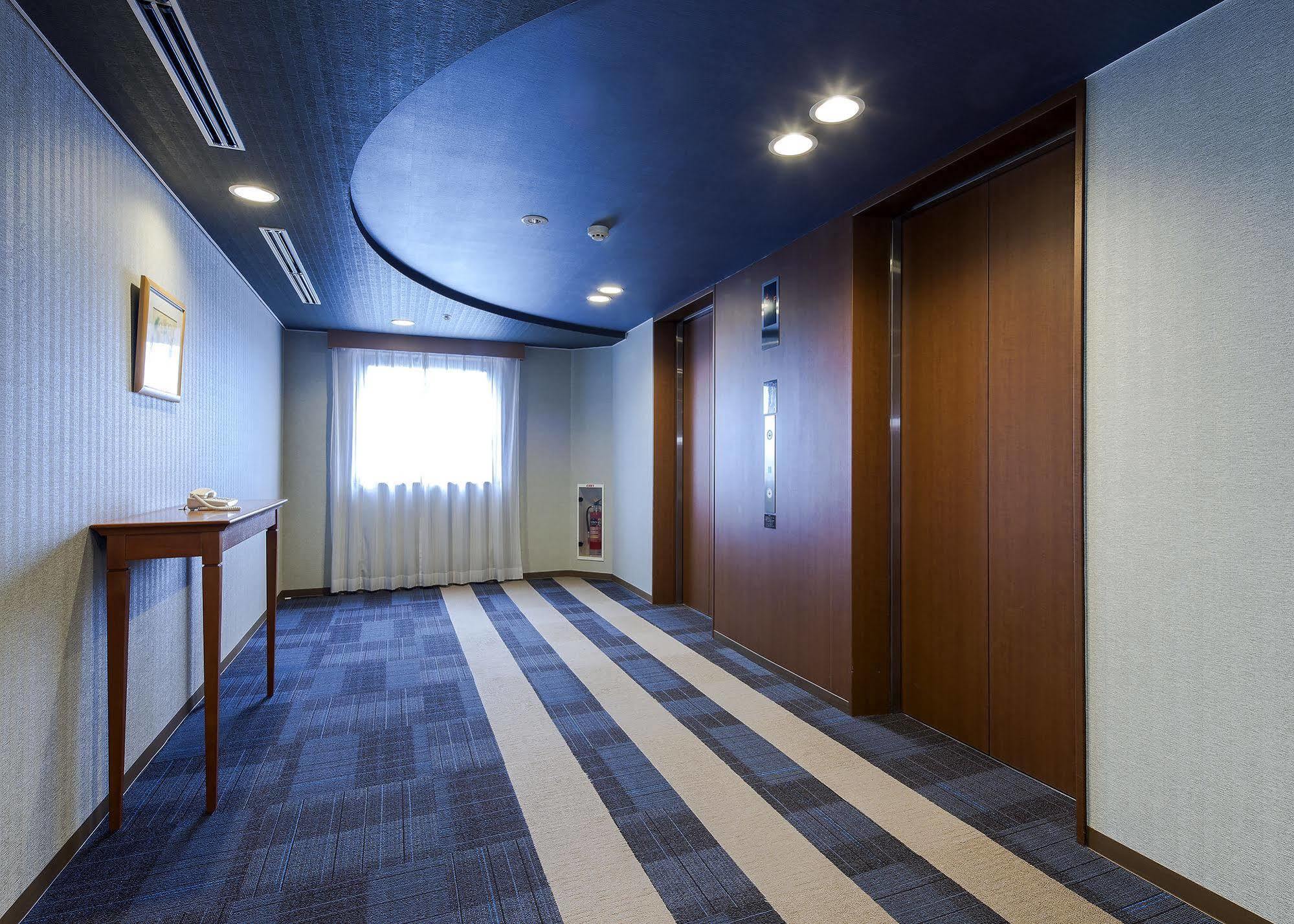 Daiwa Roynet Hotel Toyama Station Exteriör bild